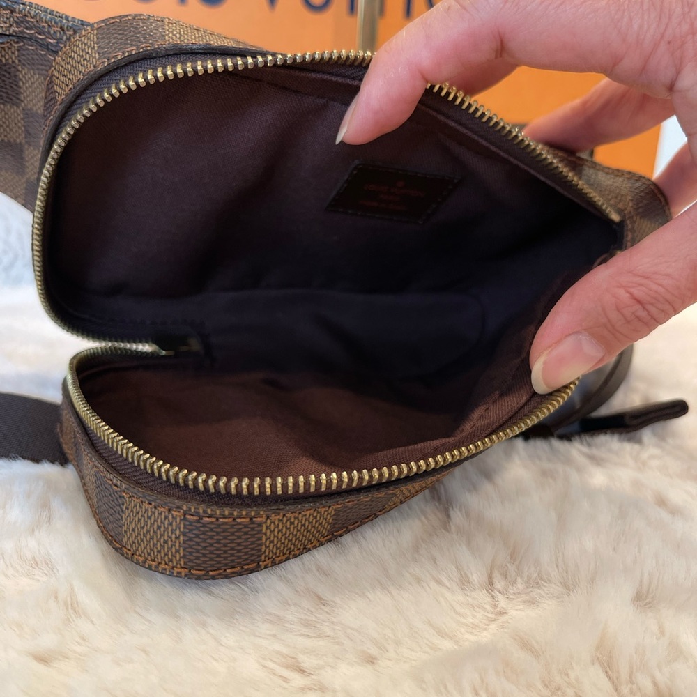 Louis Vuitton shoulder Geronimos with Iconic Damier Ebene - Picture 2 of 9